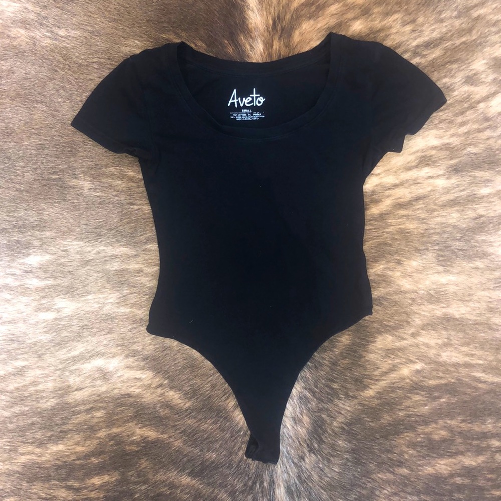 Aveto Black T-shirt Scoop Neck Bodysuit Size Small